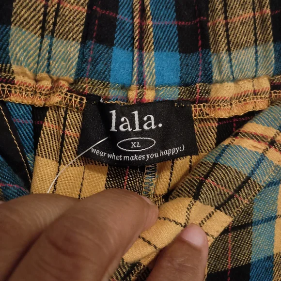 Dressed In lala Plaid Pants READ DESCRIPTION - Picture 5 of 7